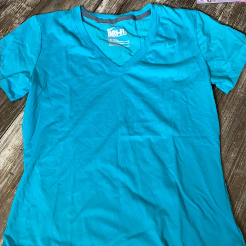 NIKE dri-fit top